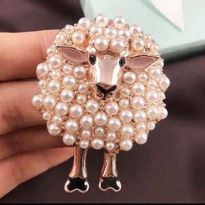 Vintage Pearl Sheep Pin